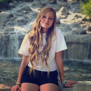 Meet your Posher, Brooke